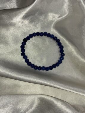 Handmade Elegant Dark Blue Beaded Stretch Bracelet